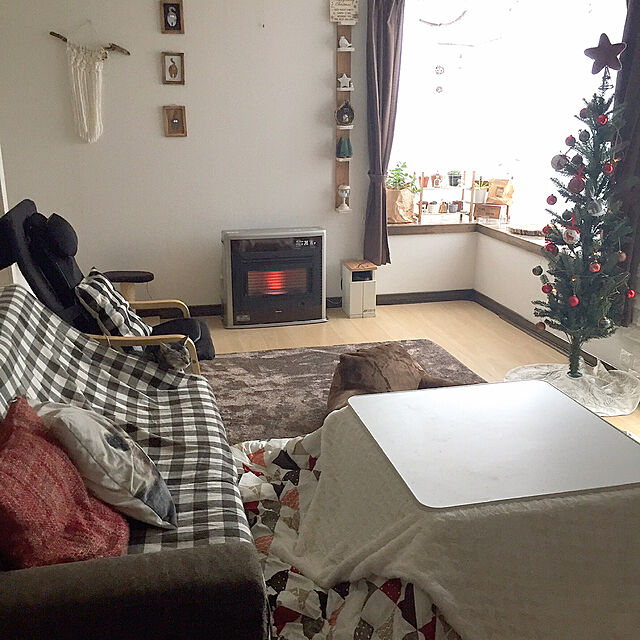 kotoriのニトリ-クリスマスツリー5点セット 北欧スタイルRED 150cm(Nordic AH) の家具・インテリア写真