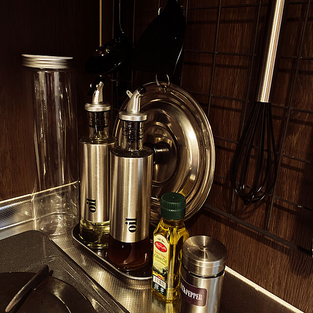 RYUTAのLa dream-La dream 家庭キッチン用 300ml オイルボトル ガラス 醤油差し ワインボトル 酢ボトル 蓋付き 調理器具 ステンレス 油差し キッチン として漏斗 (オイルボトル)の家具・インテリア写真