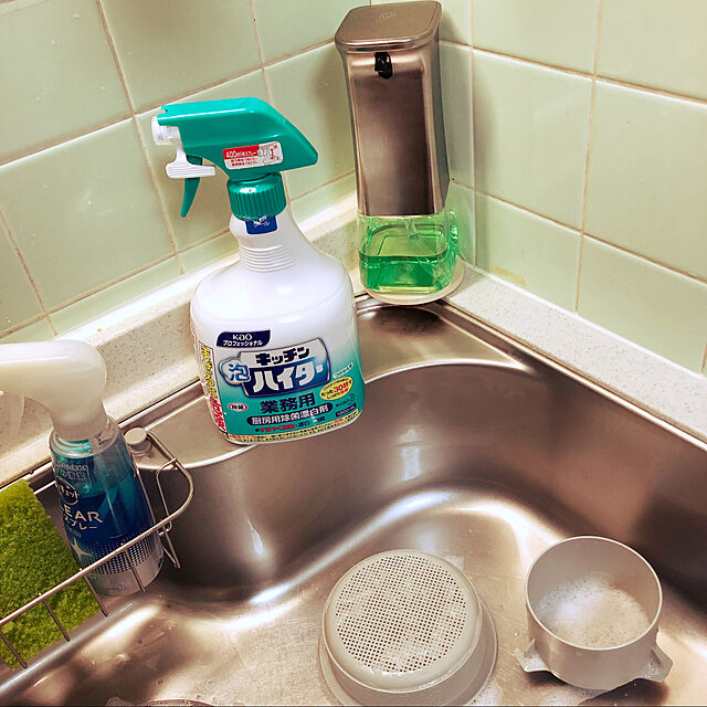 chacoの花王-キュキュット CLEAR(クリア) 泡スプレー 食器用洗剤 無香性 本体 300ml + つけかえ 300ml+ つけかえ 300mlの家具・インテリア写真