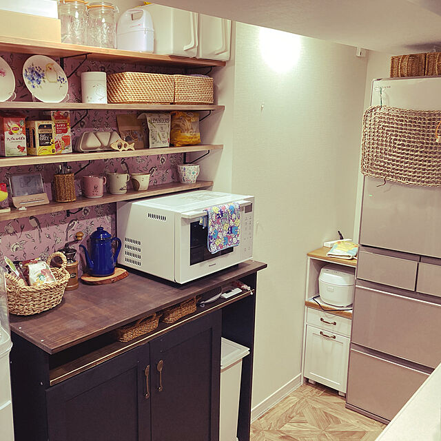 chicomaruの萩原- フレンチカントリー調 スリムキッチンラック 幅30 ホワイトウォッシュ ナチュラルの家具・インテリア写真