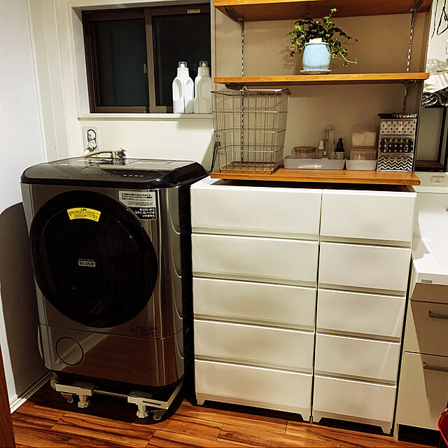 Megumiのモナムール（monamour）-monamour 洗濯パン 冷蔵庫キャスター付き かさ上げ 移動式 防振パッド付きの家具・インテリア写真