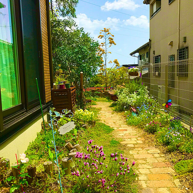 funapiiの-ガーデンオーナメント きのこウサギ うさぎ 雑貨 置物 かわいい ラビット キノコの家具・インテリア写真