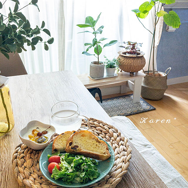 KaRenの-【テーブルクロス】貼ってはがせるテーブルデコレーション クラッシュウッド 90cm×150cm*DBR BR BE WH__td-cw-002-の家具・インテリア写真