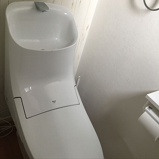 kenbouの-在庫あります）LIXIL （ＩＮＡＸ）ベーシア シャワートイレ一体型B3G お掃除リフトアップ付 (C-BA20S DT-BA283G)手洗付　送料無料の家具・インテリア写真
