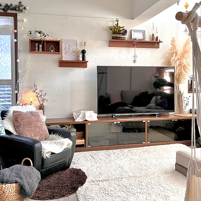 tihaの無印良品-【無印良品 公式】壁に付けられる家具棚 ウォールナット材突板 88cmの家具・インテリア写真