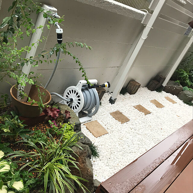 chamの-【送料無料】水性セラミシリコン(外壁用水性シリコン塗料) 白・淡彩色 艶有 16kg[エスケー化研]の家具・インテリア写真