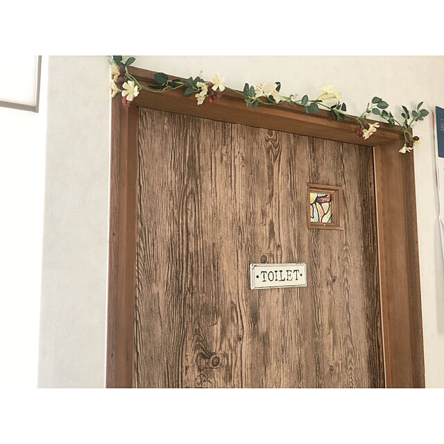 erityの-ドア リメイク 壁紙 木目 ドア シート 部屋 ドアシート ドア 壁紙 DIYの家具・インテリア写真