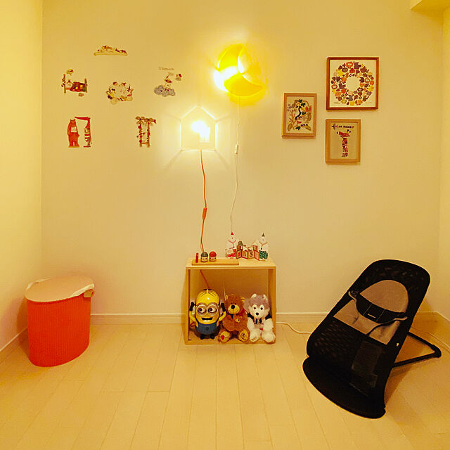 maecocoのイケア-IKEA イケア 子供部屋 壁掛け　照明 ウォールランプ イエロー SMILA MANE 002.193.48の家具・インテリア写真