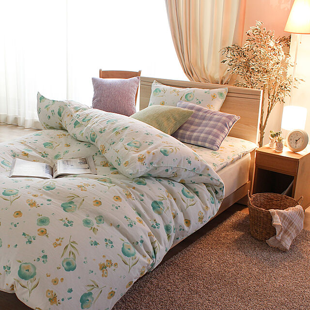 MerryNightの小栗-メリーナイト　水彩タッチ花柄のふわっと柔らか二重ガーゼ　ピロケースの家具・インテリア写真