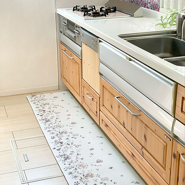 choco-curiのニトリ-キッチン用クッションフロアマット(IB-i-W 花柄45×120) の家具・インテリア写真