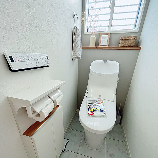so.yuの-おしっこ吸う パット 10コ入 尿吸い取り 掃除らくらく トイレ 便座 便器 清潔 使い捨て 介護 トイレトレ−ニング 男の子 飛び散り 吸い取り 日本製 サンコーの家具・インテリア写真
