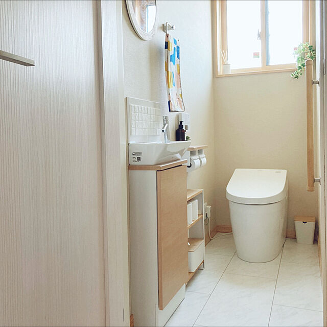m.k.mの-小型シェルフ ホワイト（トイレ収納・小物ディスプレイ）の家具・インテリア写真