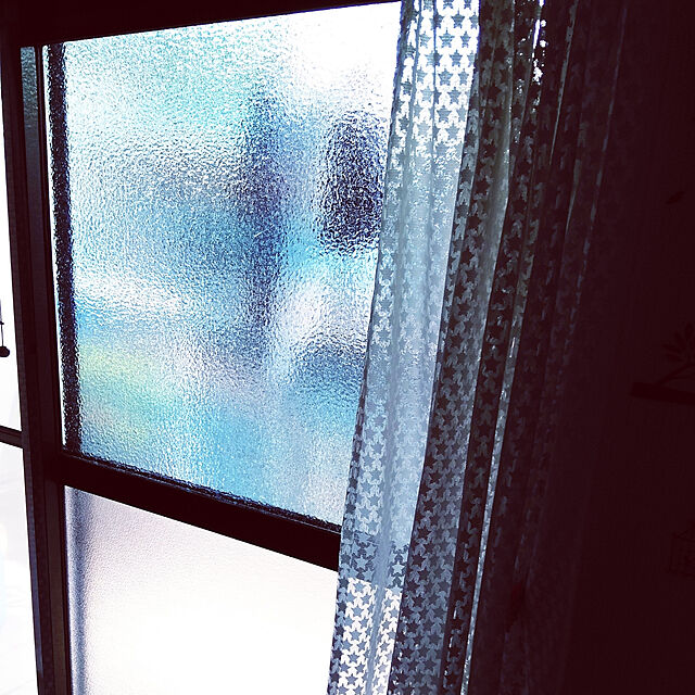 niko3の-水貼りできるUVカット窓飾りシート[日本製]の家具・インテリア写真