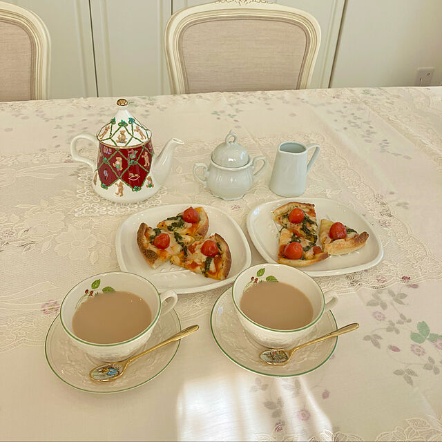 Fukuchanの-ミヤマ クラスト miyama crust パン皿 トースト プレート アイボリー 小枝柄 ドット柄 美濃焼 皿 日本製の家具・インテリア写真