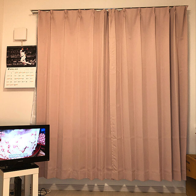 minkoのニトリ-遮光1級・遮熱・防炎・156サイズ・45色 ローズ(RO-2 100x225x2) の家具・インテリア写真