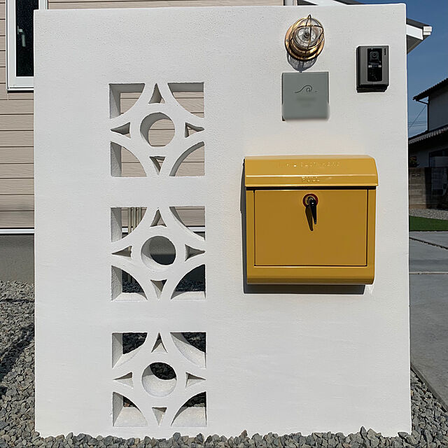 OR_houseの-ポスト アートワークスタジオ（ARTWORKSTUDIO） メールボックス(Mail box) TK-2076 カラー(クリーム・ダークグレー・グリーン・レッド・シルバー・ベージュ・ブラック・イエロー) 送料無料の家具・インテリア写真