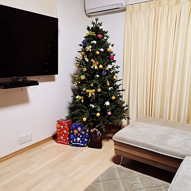 rinaの-あす楽 クリスマスツリー 約198cm屋内 ツリーのみ 電飾なし ヌードツリー 本物みたい大型 しっかり 長持ち 分割の家具・インテリア写真