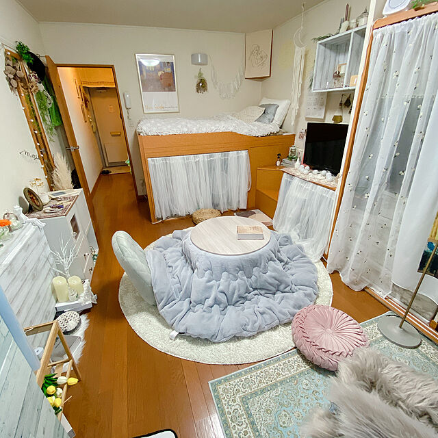 __tomo__のセルタン-女性の部屋になじむ座椅子の家具・インテリア写真