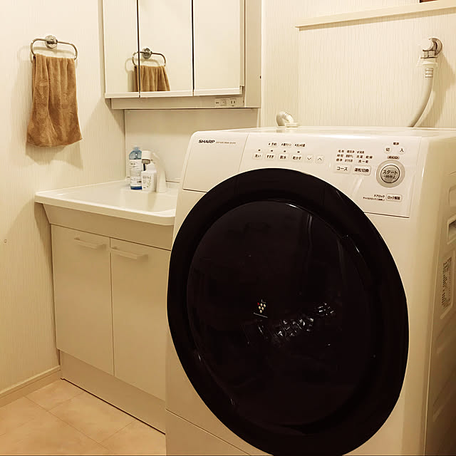 pino_3110の-シャープ　SHARP ドラム式洗濯乾燥機 ホワイト系 ES-H10E-WR [洗濯10.0kg /乾燥6.0kg /ヒーター乾燥(水冷・除湿タイプ) /右開き][洗濯機 10kg]の家具・インテリア写真