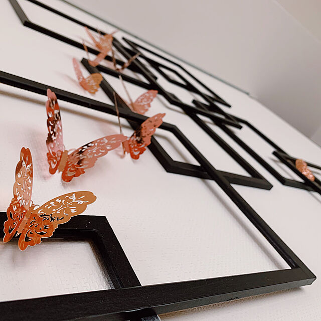 Yumogiのgirldate-girldate 可愛い3D立体蝶型貼り紙 華やかなシャンパンゴール色ド小、中、大3サイズ混合ステッカー壁紙 壁飾り 8セット96個の家具・インテリア写真