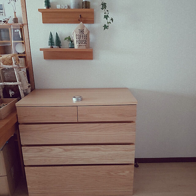 tokiwaの無印良品-無印良品 木製チェスト4段・オーク材 幅88×奥行44×高さ83cm 82218916の家具・インテリア写真