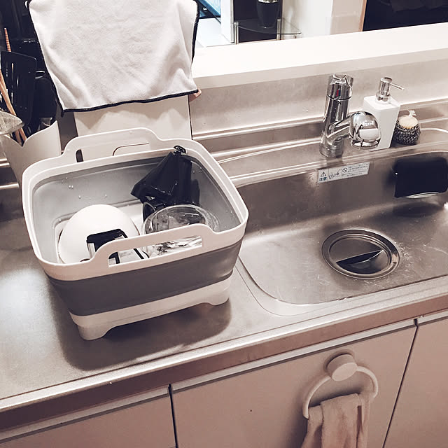 wolf_____21の-【送料無料】洗い桶 水切りかご 折りたたみ 取っ手付 排水口 収納便利 キッチン用品の家具・インテリア写真