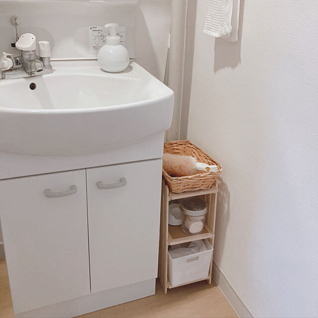 maatonaのロロ-【Globe】グローブフォームボトル 450ml 　泡タイプ　液体石けん専用　磁器　日本製　ホワイトの家具・インテリア写真