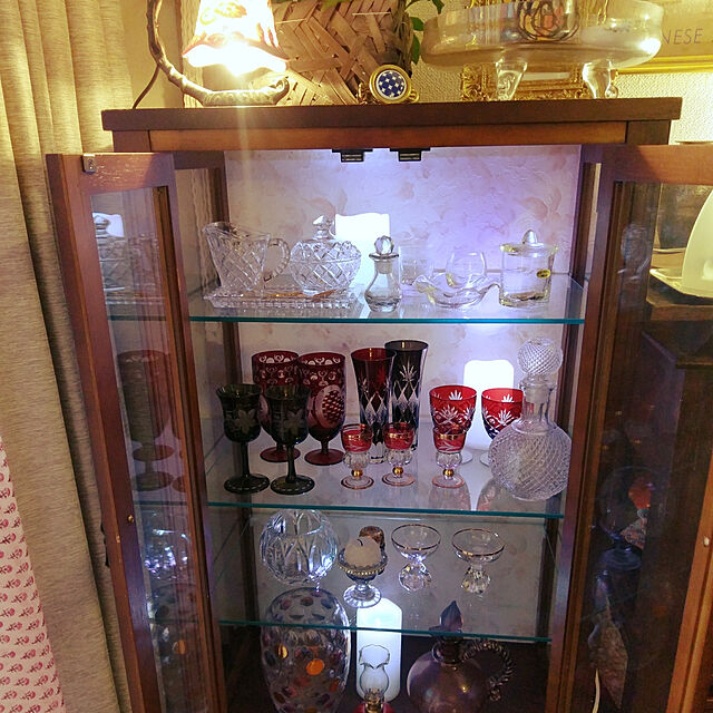 chihohoの-伝統の江戸切子 七宝玉菱文様　玉足ワイングラスペアギフトセットの家具・インテリア写真