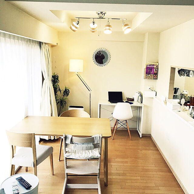 neneのニトリ-ダイニングテーブル(ニュープリマス135MBR) の家具・インテリア写真