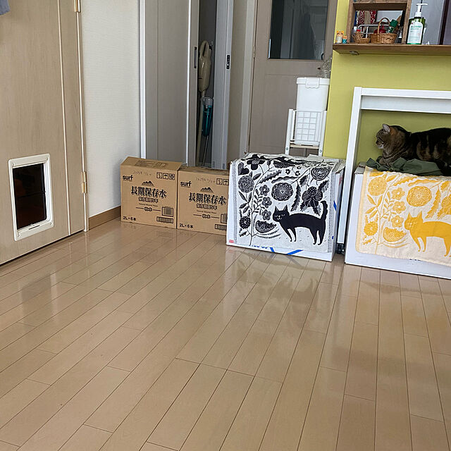 mikomaruの-ペットくぐ〜る2中　小型、中型犬、猫用中折れタイプのペットドアの家具・インテリア写真