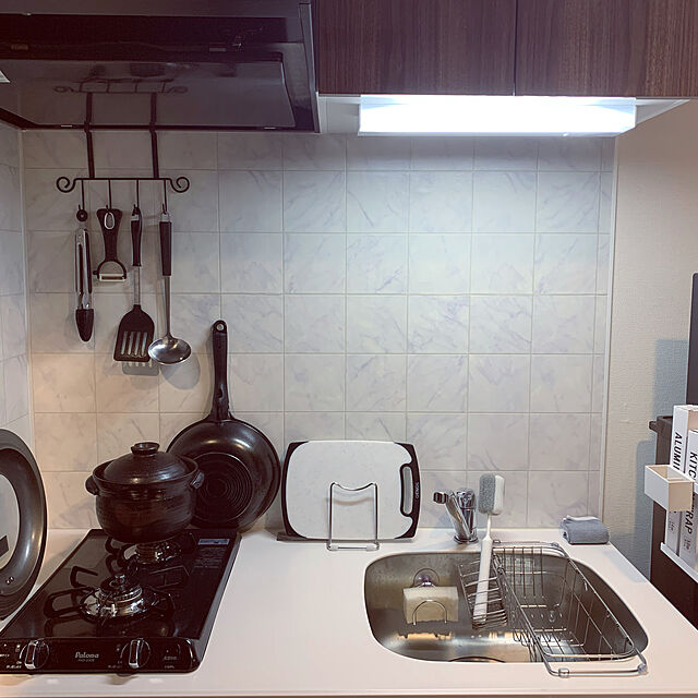 momoのニトリ-ステンレス鍋ふた・まな板スタンド シングル の家具・インテリア写真