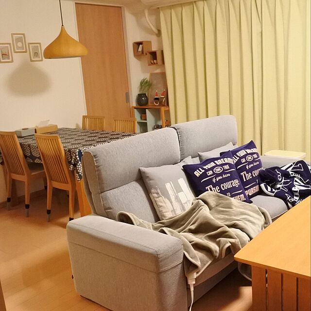 rakudaの無印良品-羽織れる電気ひざ掛け・ダークブラウン ライトブラウンの家具・インテリア写真