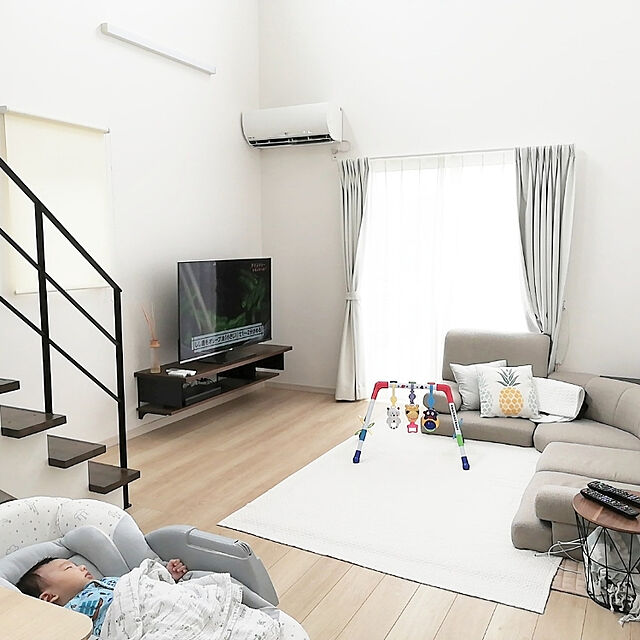 Kieのニトリ-コーナーローソファ4点セット(Nゲート ファブリックBE) の家具・インテリア写真