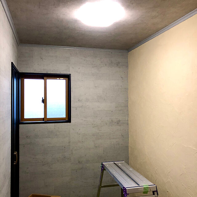 aiaiのニッペホームプロダクツ-ラストオリウム チョークボード ハケ塗り クリヤー 黒板塗料 887mlの家具・インテリア写真