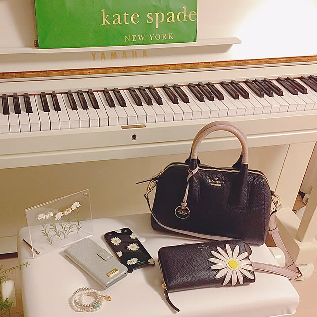 Rの-ケイトスペード スマホケース KATE SPADE wiru0502 falling daisies-7の家具・インテリア写真