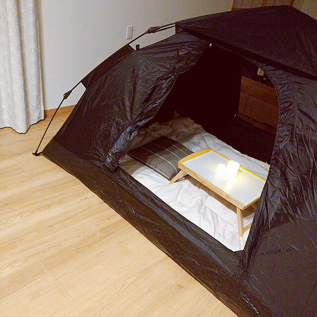 nasieのイケア-イケア ベッドトレイ ゴムノキ IKEA DJURA ジューラ 　50287274　長さ: 58 cm 幅: 38 cm 高さ: 25 cmの家具・インテリア写真