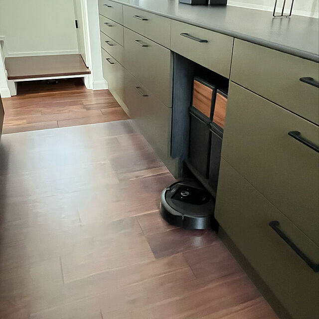 75の-【セット商品】 ルンバ i7 & ブラーバ m6 i715060 m613860 アイロボット ロボット掃除機 床拭きロボット マッピング 水拭き Wi-Fi対応 Alexa対応の家具・インテリア写真