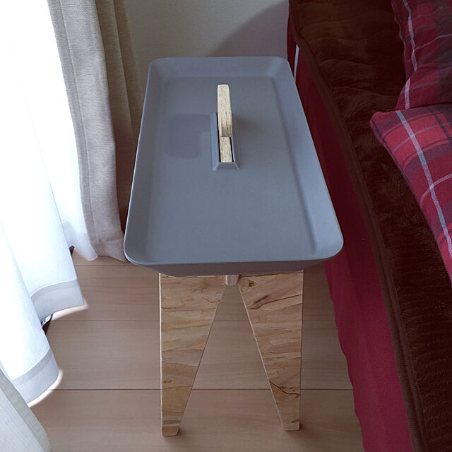 cccのイデア-ideaco イデアコ　タイニーウォーク　サイドテーブル＆今治タオルの2点セット (グレー)の家具・インテリア写真