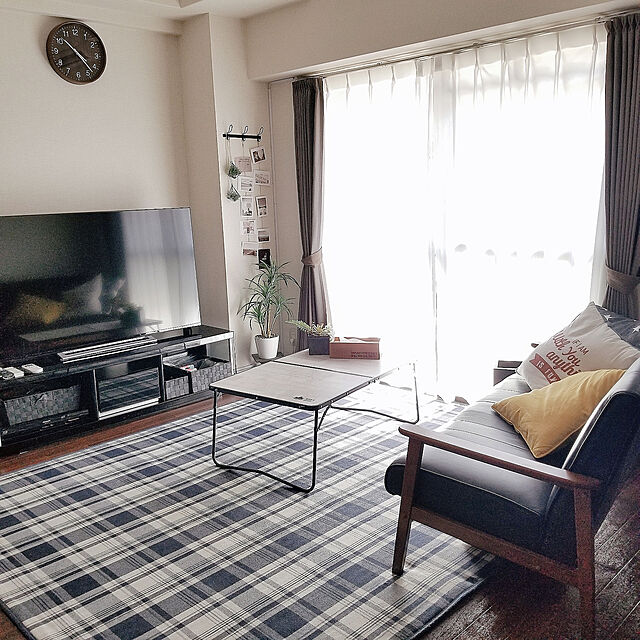 oomiのニトリ-ウレタンラグ(チェック NV 200X240) の家具・インテリア写真