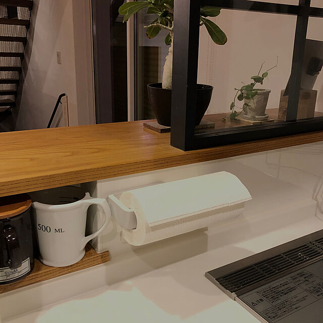 t--ieのオカ-PLYS ベイス キッチンペーパーホルダーの家具・インテリア写真