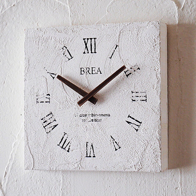 BREA-INTERIORのBREA-壁掛け時計 おしゃれ しっくい ホワイト 角型 22センチ角 スクエア 壁掛け 木製 漆喰 日本製 BREAブレアの家具・インテリア写真