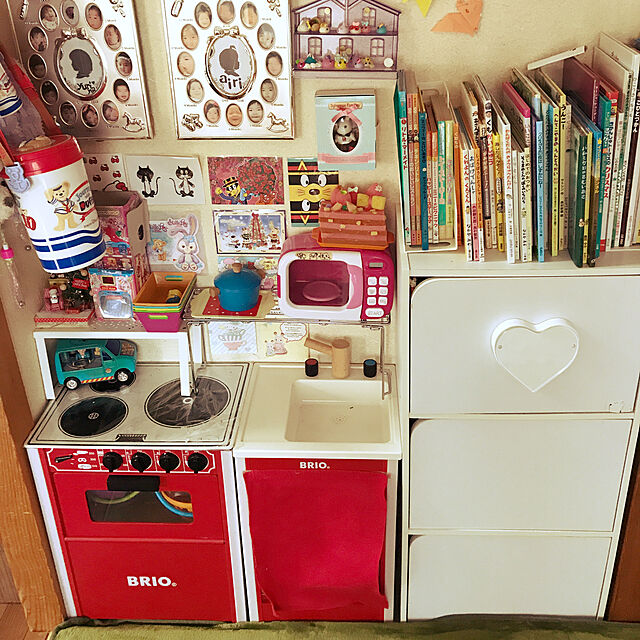 Shirokumarakkoの-レンジ キッチンシンクセット レッド(1セット)【ブリオ(Brio)】[木のおもちゃ 遊具]の家具・インテリア写真