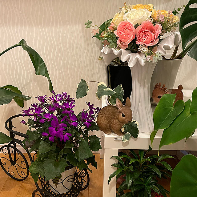 emikoのかわ畑貿易-アレンジ 花器 ホワイト 置物 インテリア花瓶 樹脂置物 1212usc014の家具・インテリア写真