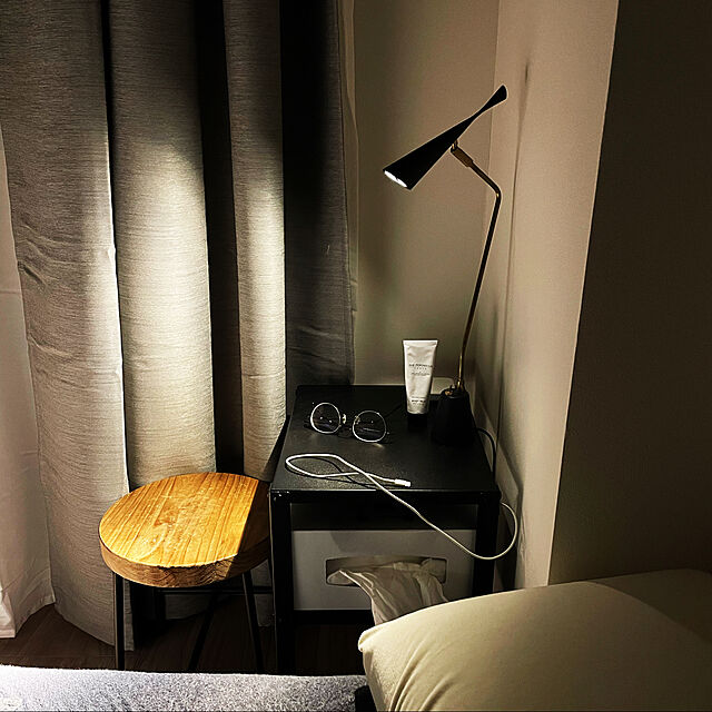 noaのイケア-【あす楽】IKEA イケア ベッドサイドテーブル ブラック 黒 37x28cm z40386731 KNARREVIK クナレヴィーク 寝具 収納 ナイトテーブル おしゃれ シンプル 北欧 かわいい 家具の家具・インテリア写真