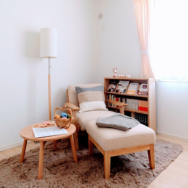 mippiの-北欧デザイン木肘ソファ【Lana】ラーナ 1Pの家具・インテリア写真