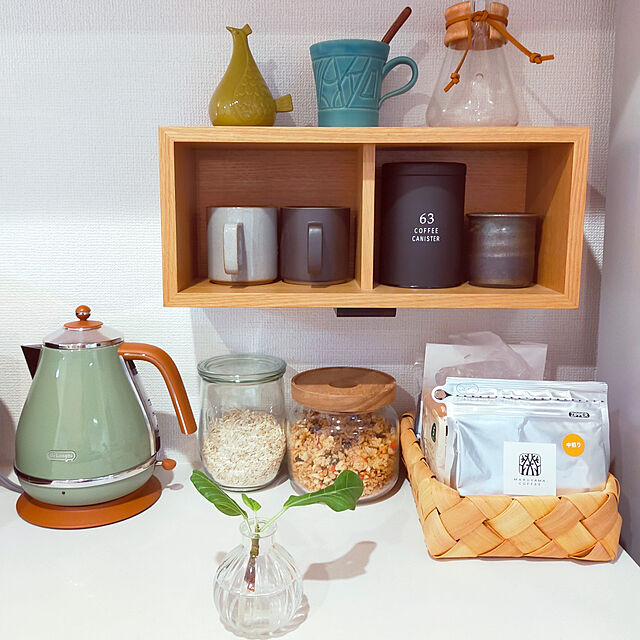 amke_tの-ロクサン コーヒー缶の家具・インテリア写真