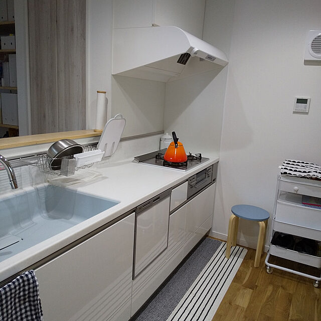 makoのニトリ-キッチン用フロアマット(ストラ BR 45x240) の家具・インテリア写真
