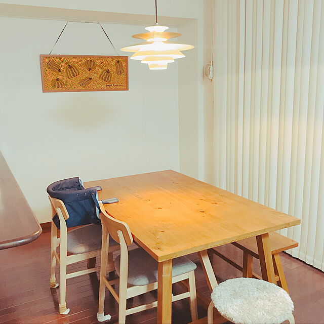 rinの-あんよがブラブラしないテーブルチェア ネイビー【送料無料】の家具・インテリア写真