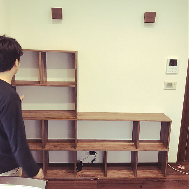U_Uchikiの無印良品-スタッキングシェルフ・ワイド・２段・ウォールナット材の家具・インテリア写真