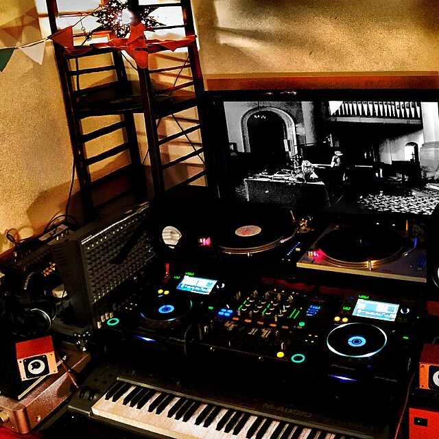 KazukiSeraの-Technics/テクニクス SL-1200MK6 【中古】【楽器/DJ機器/アナログ・ターンテーブル】【smtb-tk】05P24Oct15の家具・インテリア写真